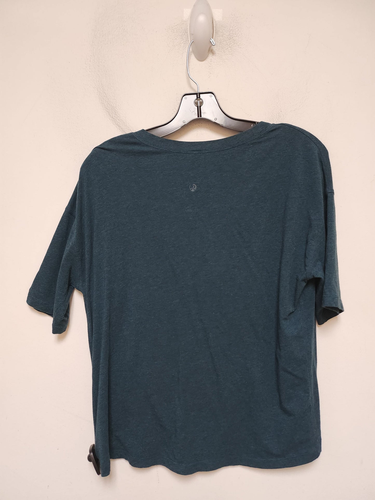 Athletic Top Short Sleeve By Lululemon In Teal, Size: 6