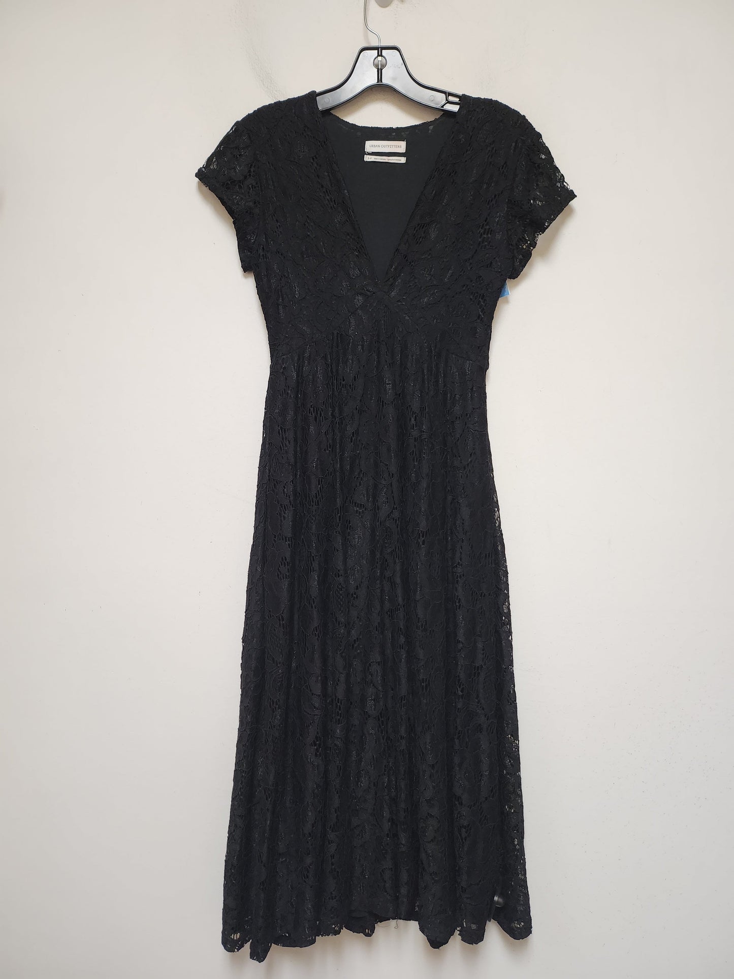 Dress Casual Midi By Urban Outfitters In Black, Size: S