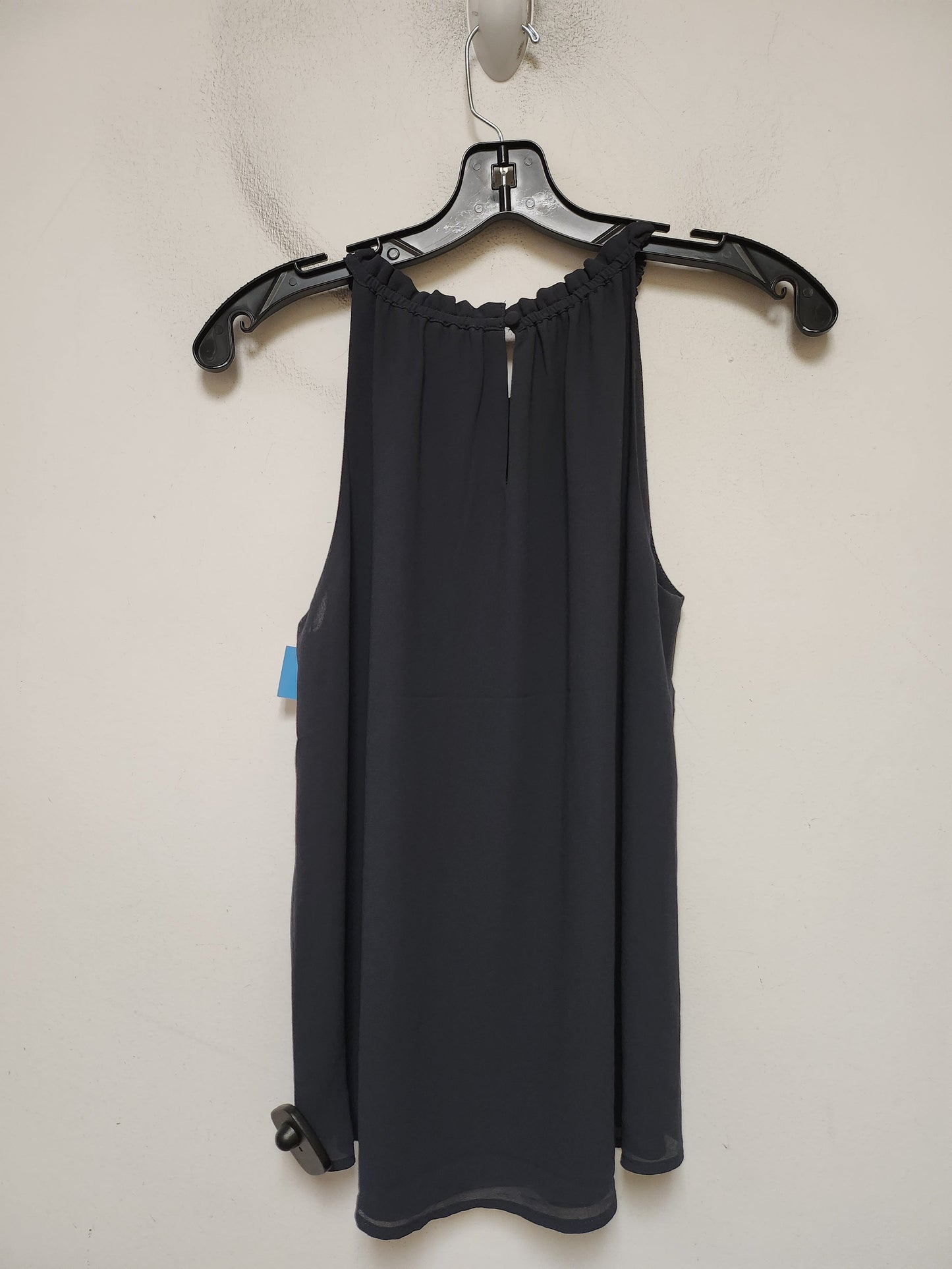 Top Sleeveless By Clothes Mentor In Grey, Size: S