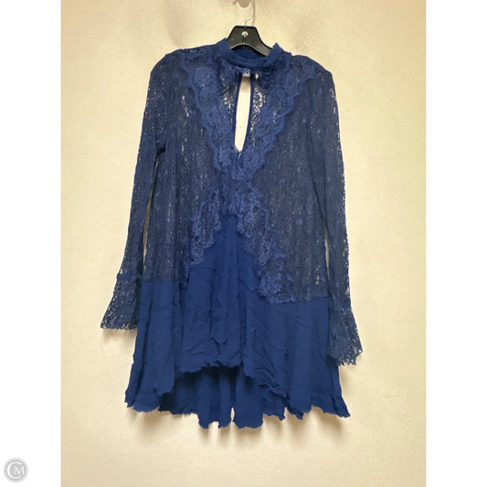 Top Long Sleeve By Free People In Blue, Size: S