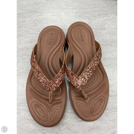 Sandals Flats By Crocs In Rose Gold, Size: 6