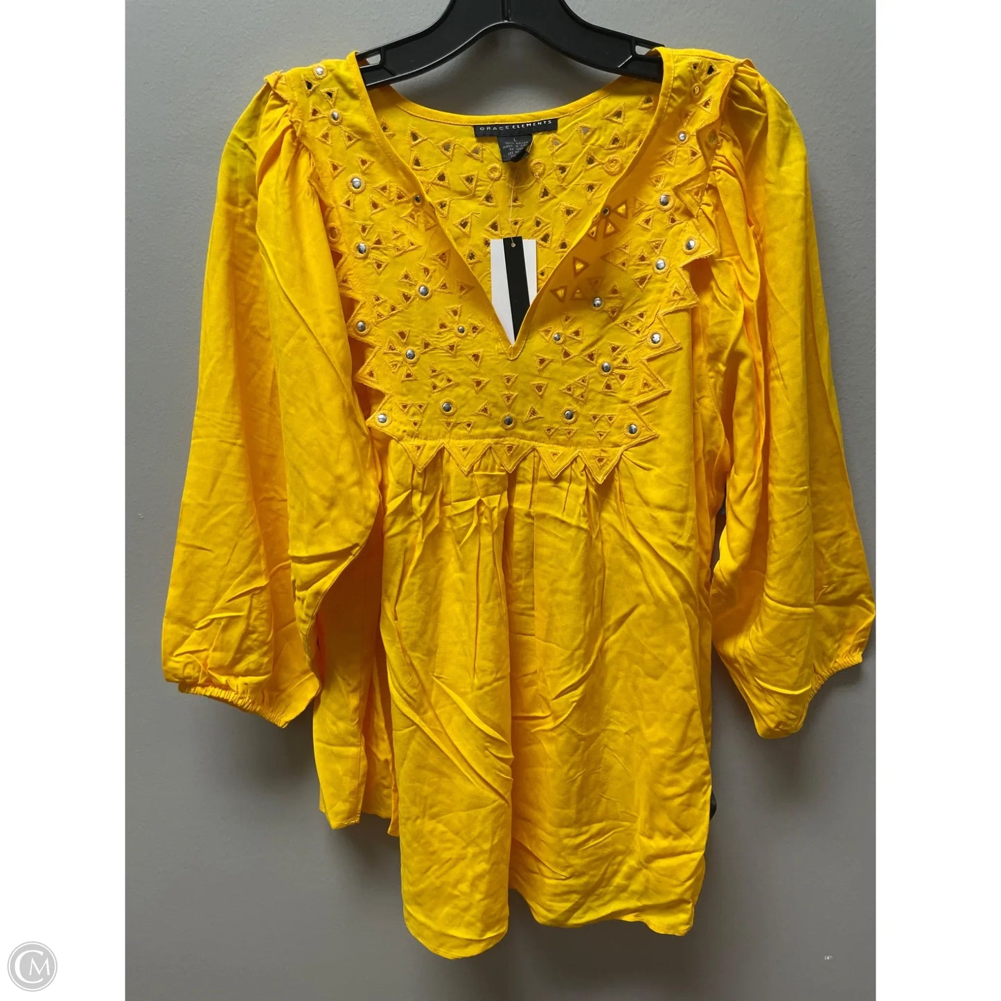 Top Short Sleeve By Grace Elements In Yellow, Size: L