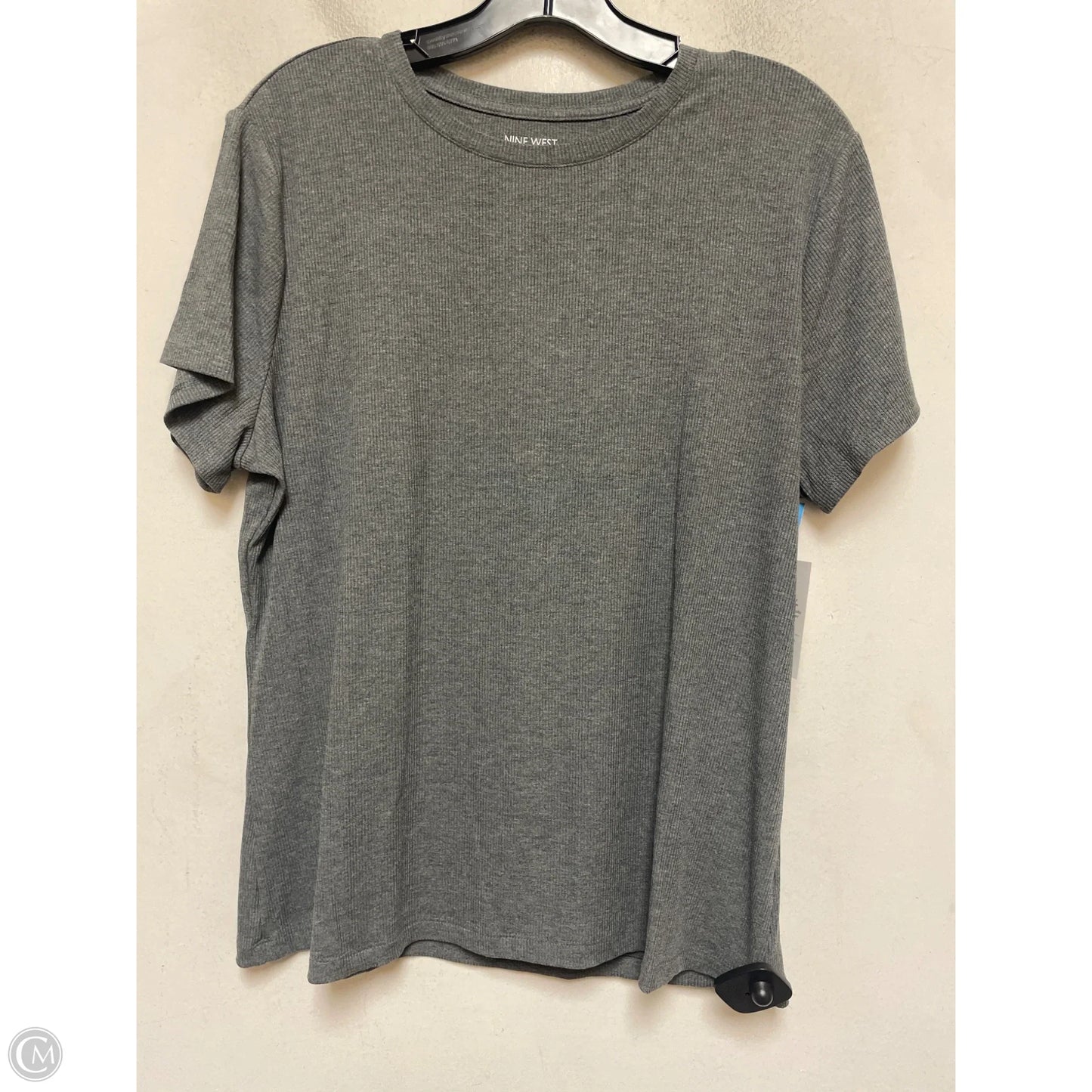 Top Short Sleeve Basic By Nine West In Grey, Size: Xxl