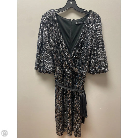 Dress Casual Short By New York And Co In Silver, Size: Xl