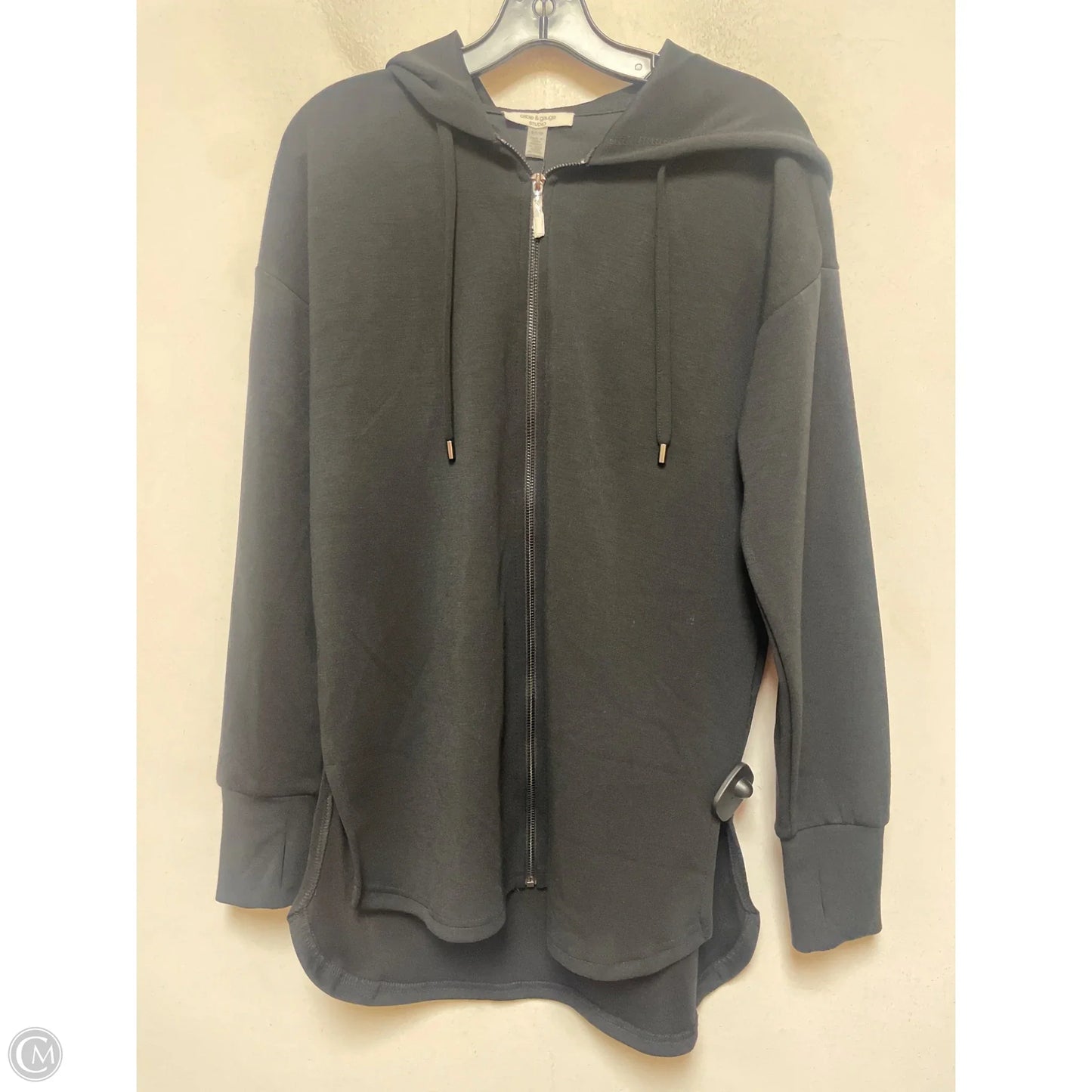 Sweatshirt Hoodie By Cable And Gauge In Black, Size: S