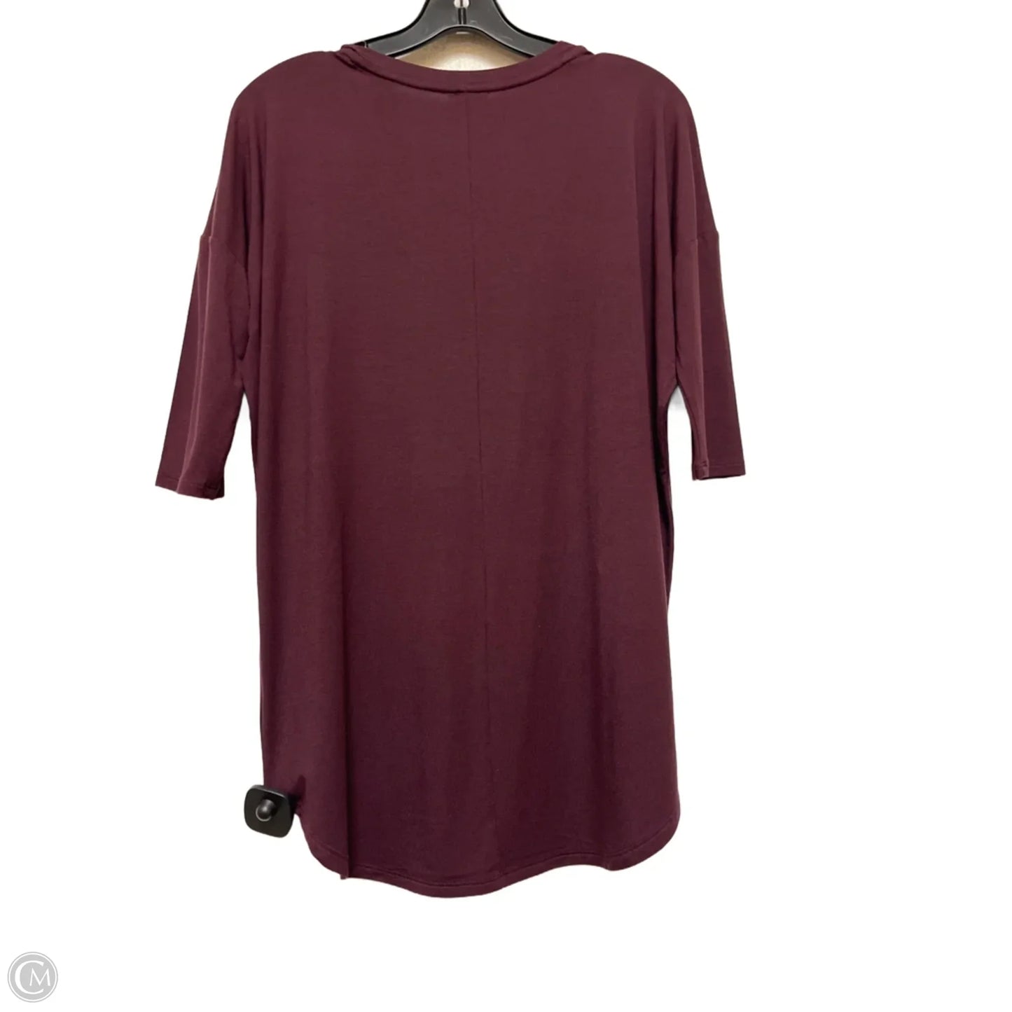 Top Short Sleeve Basic By Express In Maroon, Size: S