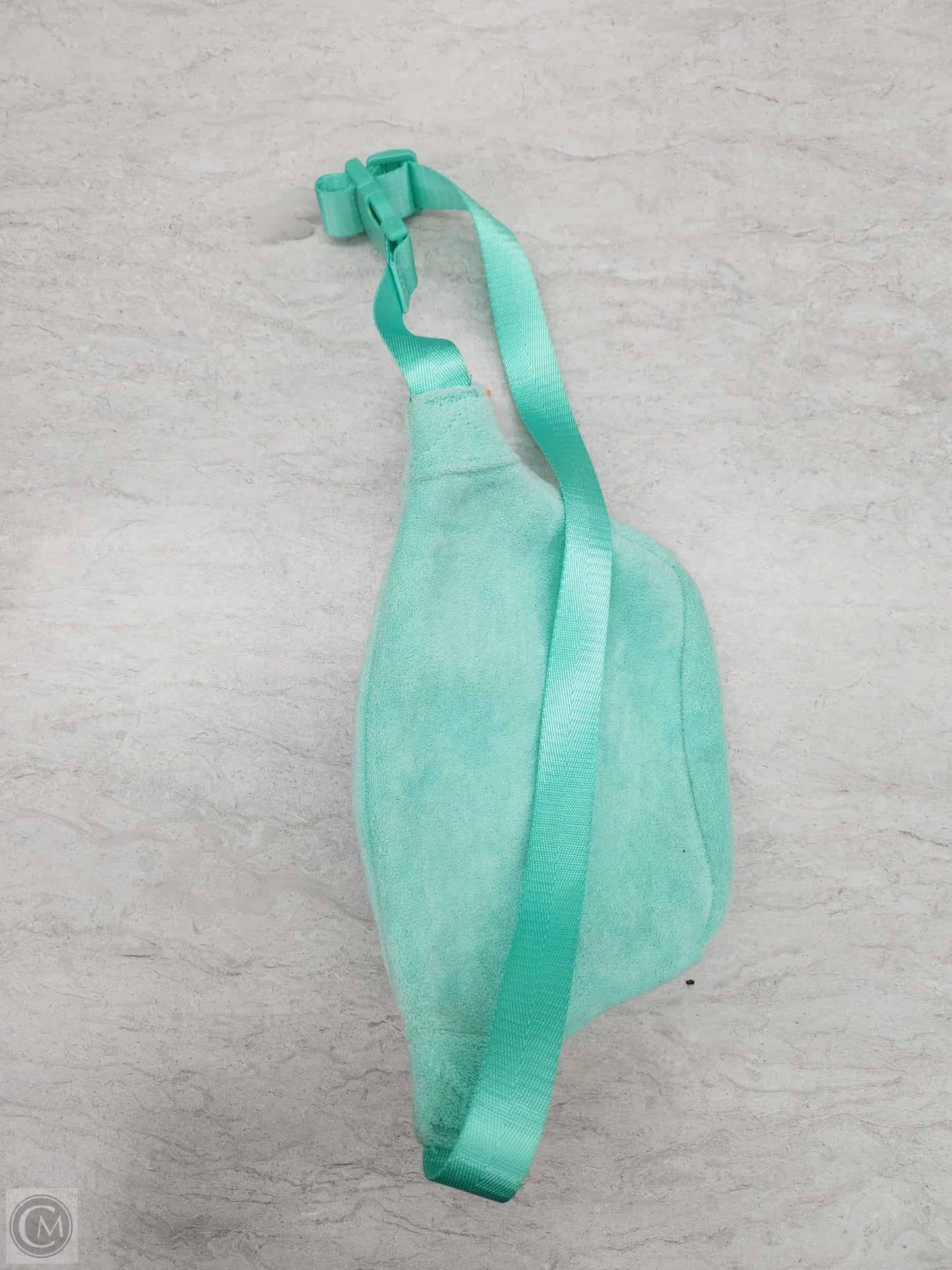 Belt Bag By Clothes Mentor, Size: Small