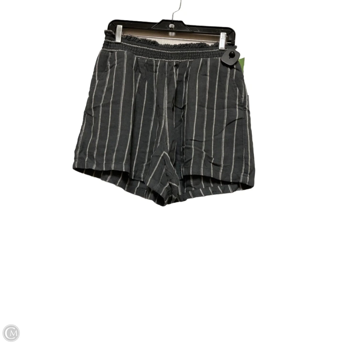 Shorts By Universal Thread In Striped Pattern, Size: M