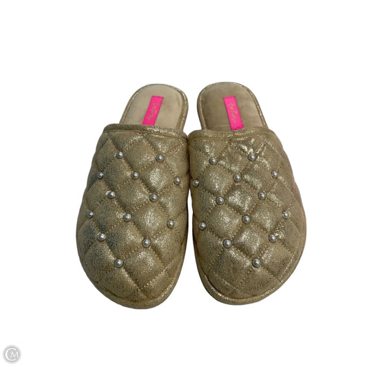 Slippers Designer By Lilly Pulitzer In Gold & White, Size: 7.5