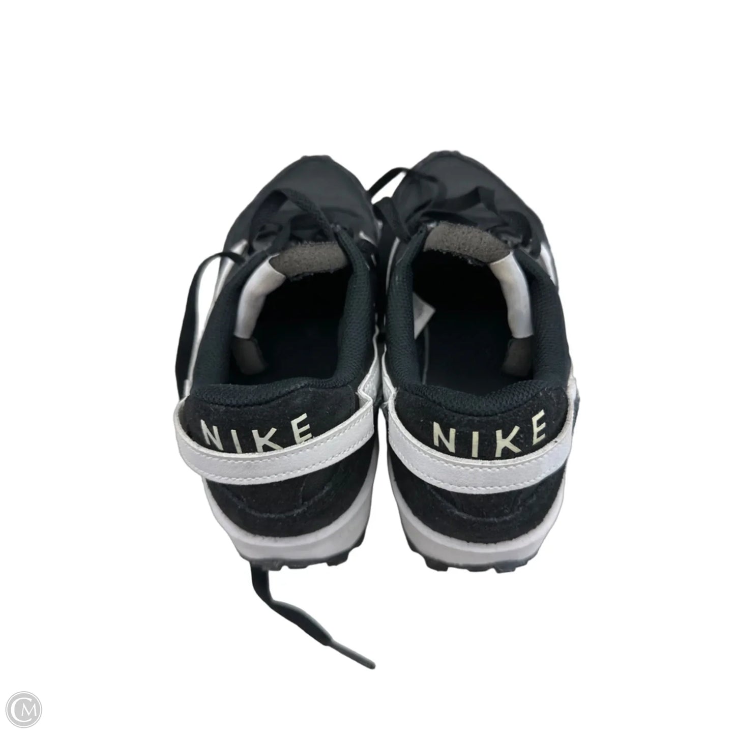 Shoes Sneakers By Nike In Black & White, Size: 8