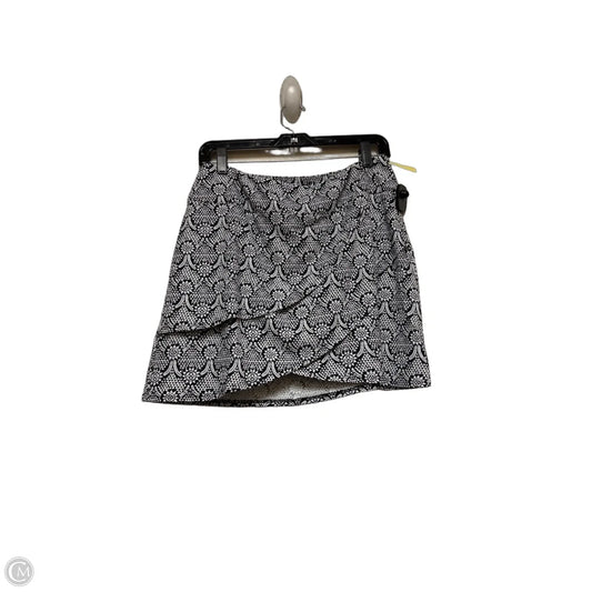 Athletic Skort By Ibkul In Black & White, Size: M