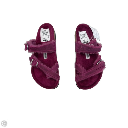 Sandals Flats By Birkenstock In Purple, Size: 7