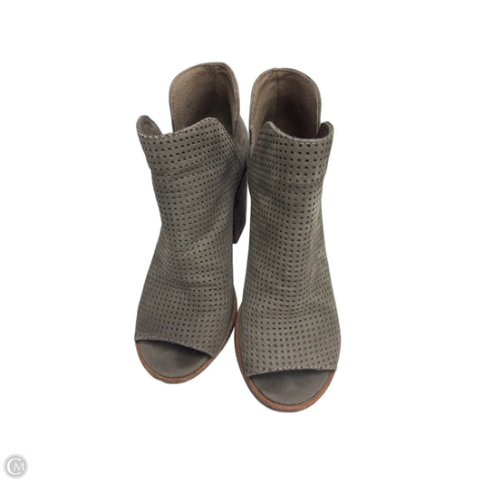Boots Ankle Heels By Steve Madden In Taupe, Size: 6