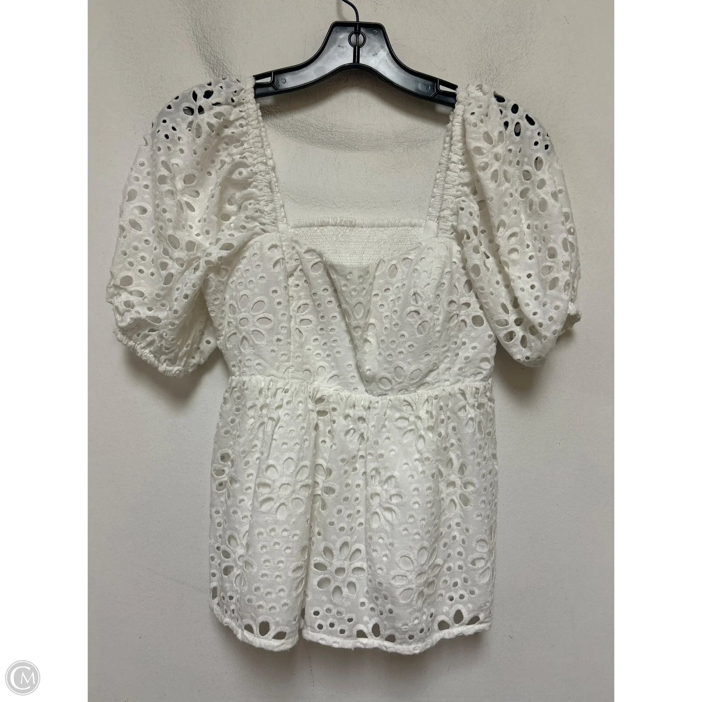 Top Short Sleeve Designer By Lilly Pulitzer In White, Size: 0