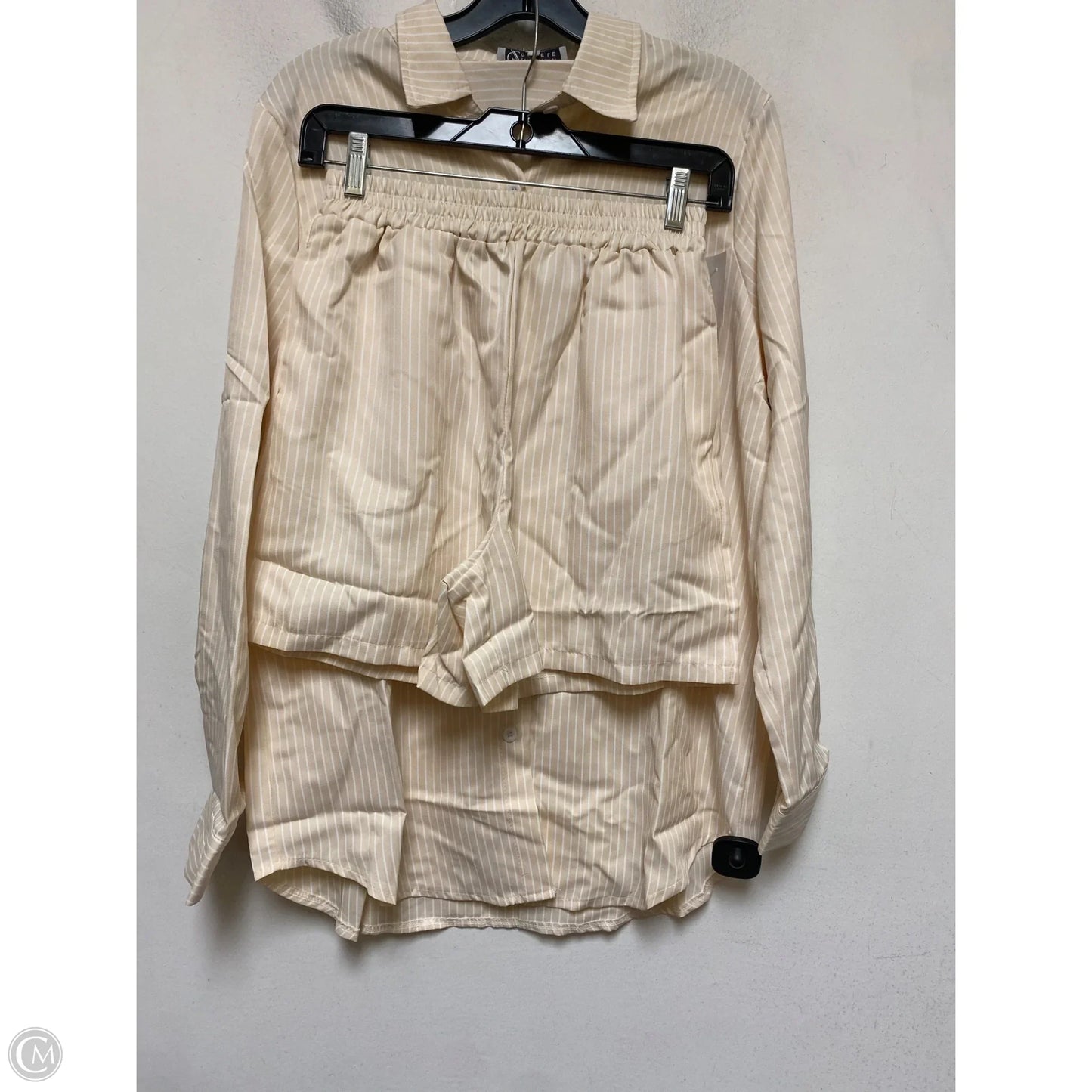 Shorts Set By Clothes Mentor In Striped Pattern, Size: S