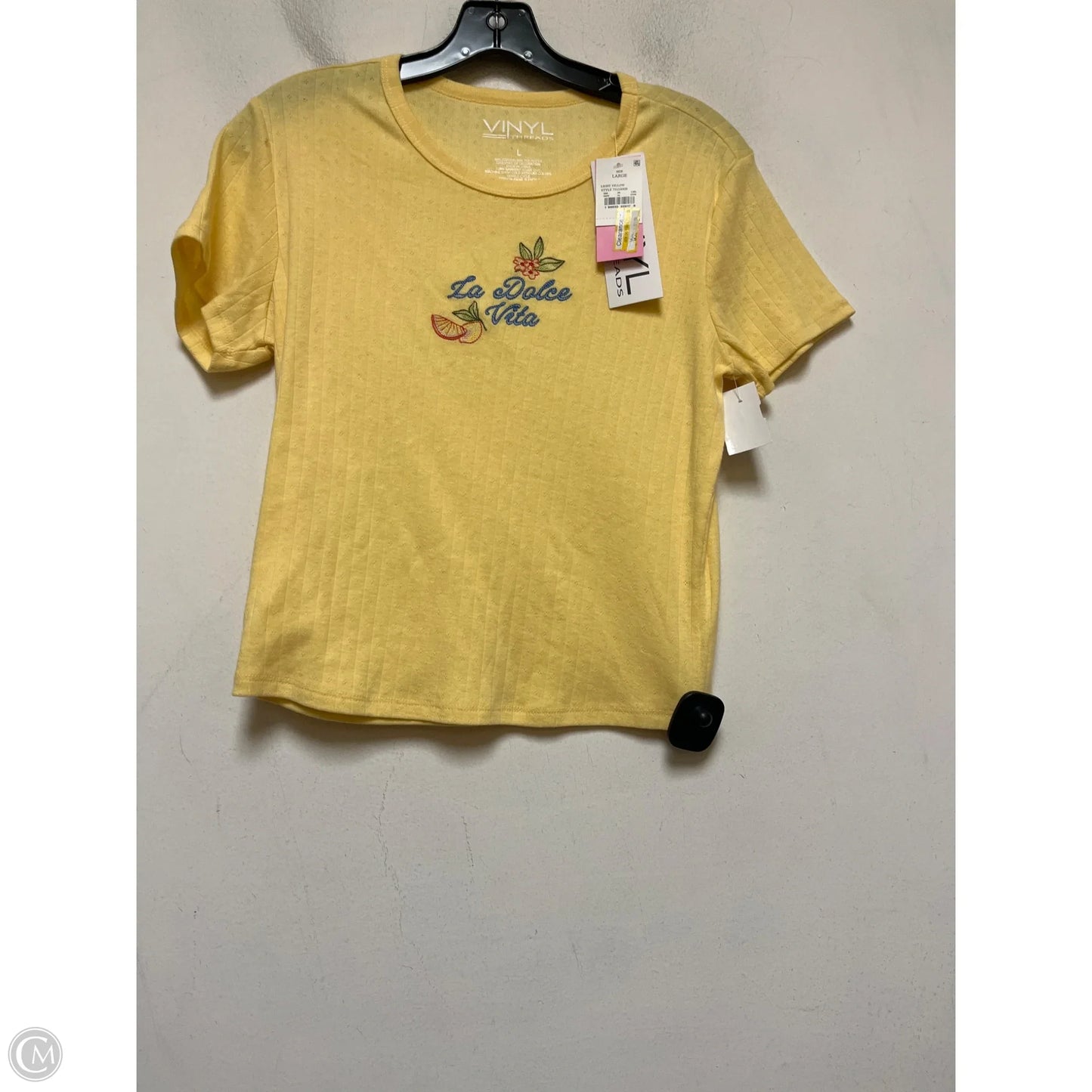 Top Short Sleeve By Clothes Mentor In Yellow, Size: L