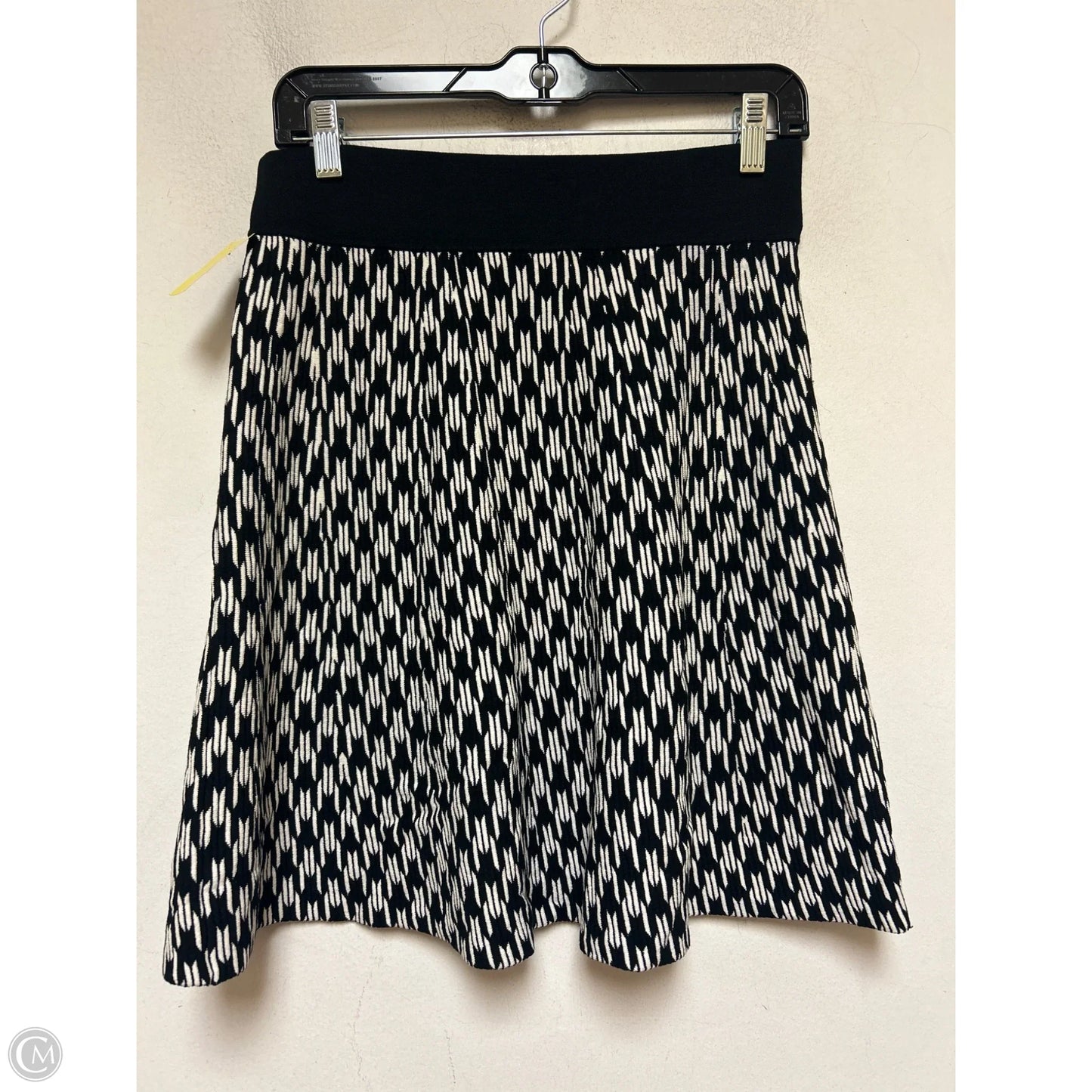 Skirt Midi By Ann Taylor In Black & White, Size: 4