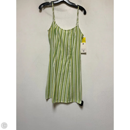 Dress Casual Short By Billabong In Striped Pattern, Size: S
