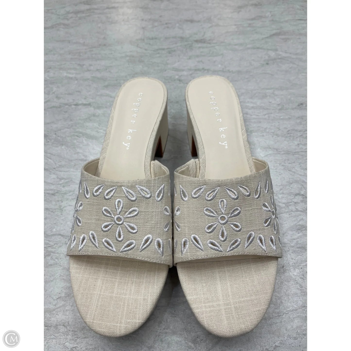 Sandals Heels Block By Copper Key In Cream, Size: 11