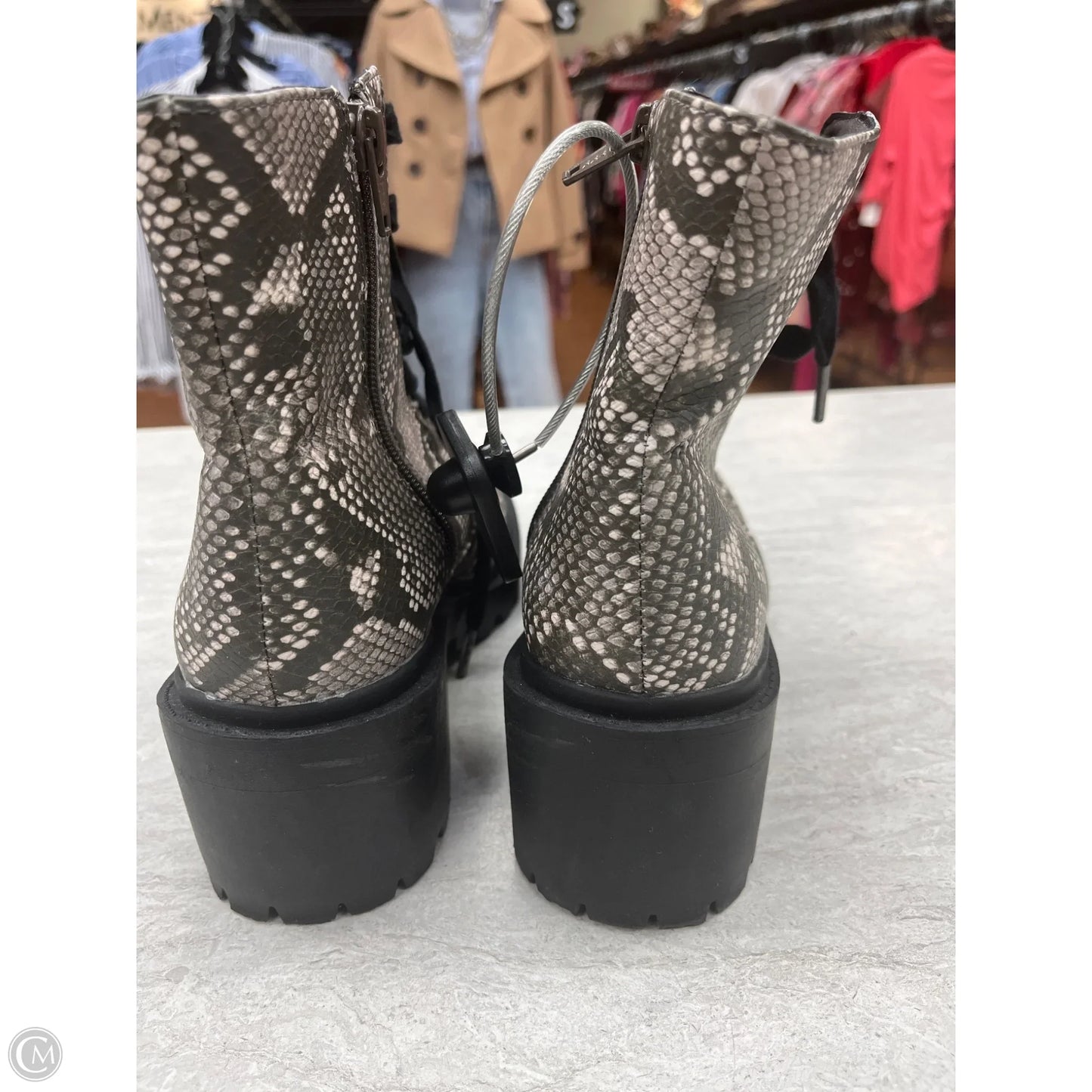 Boots Ankle Heels By Universal Thread In Snakeskin Print, Size: 7.5