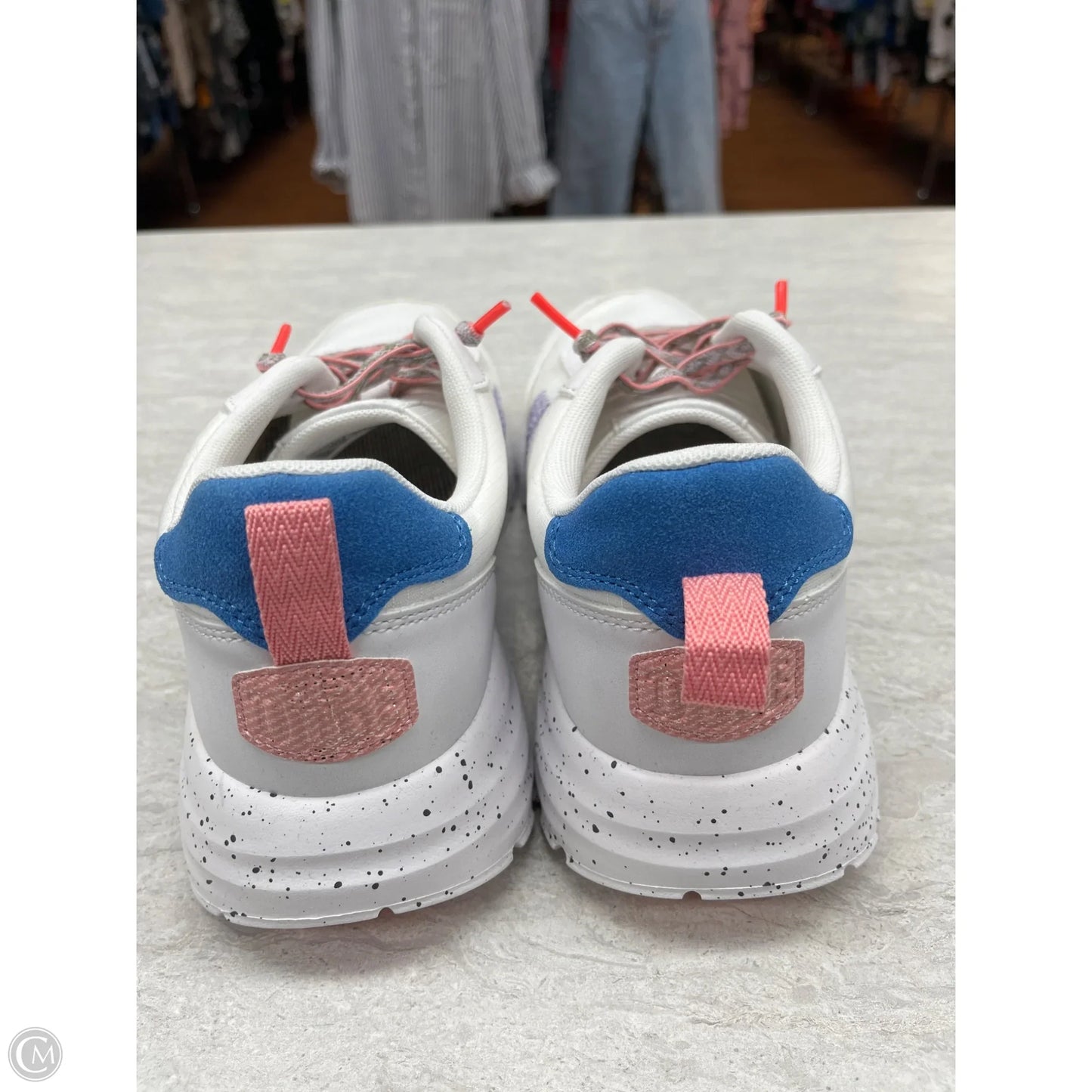 Shoes Sneakers By Hey Dude In White, Size: 10