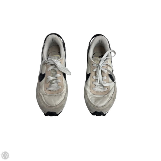 Shoes Sneakers By Nike In Beige, Size: 6