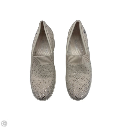 Shoes Flats By Skechers In Tan, Size: 8