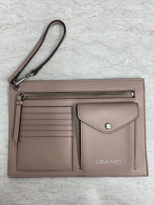 Wristlet By Calvin Klein  Size: Medium