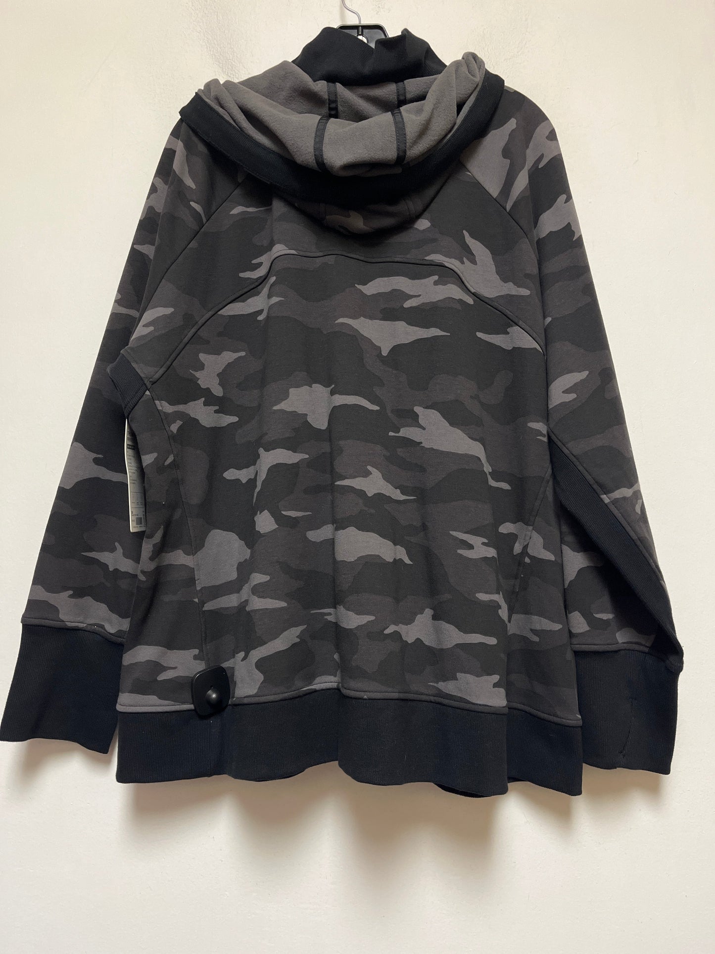 Camouflage Print Sweatshirt Hoodie Athleta, Size 3x