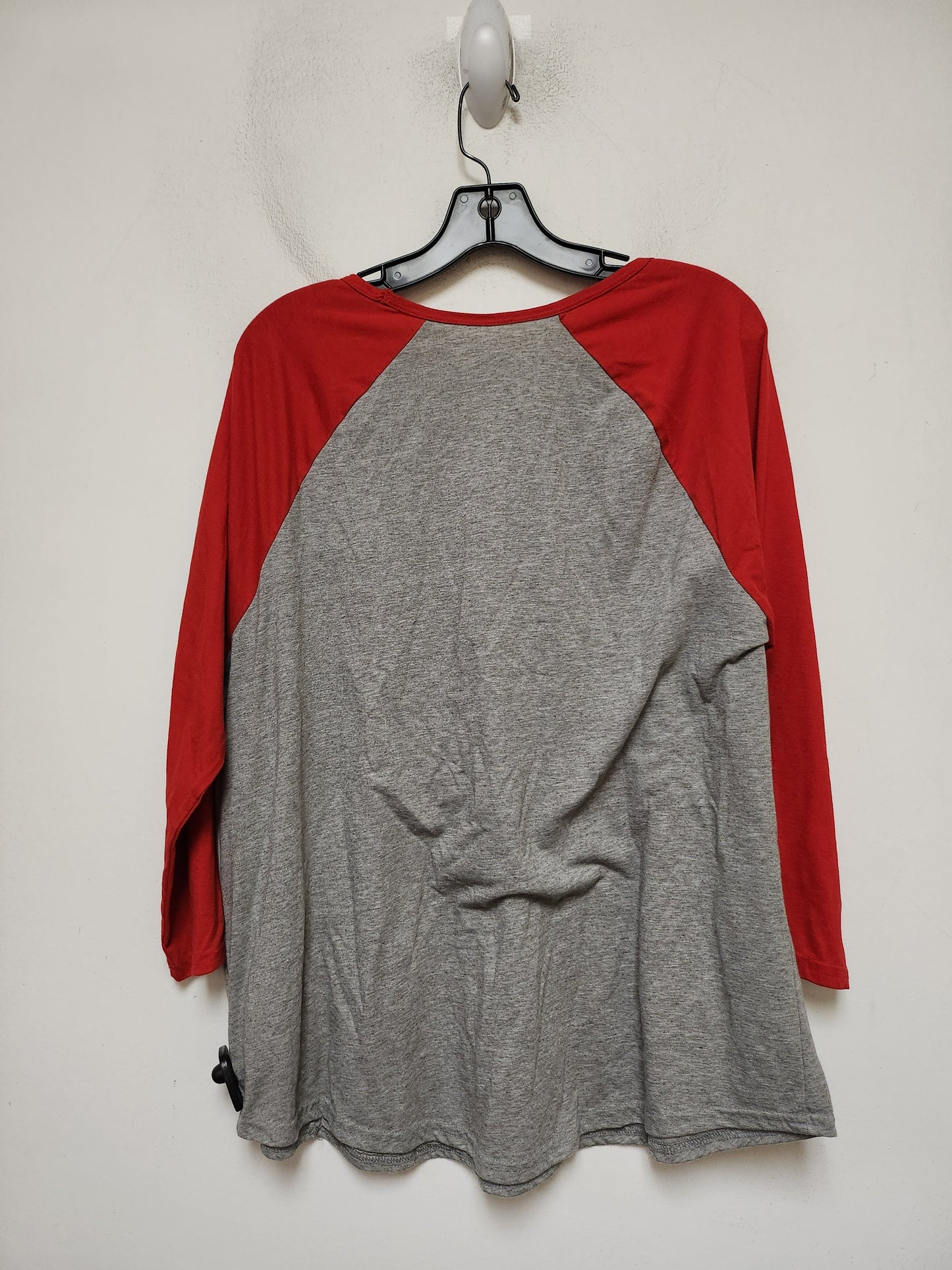 Top Long Sleeve Basic By Holiday Time In Grey & Red, Size: 1x