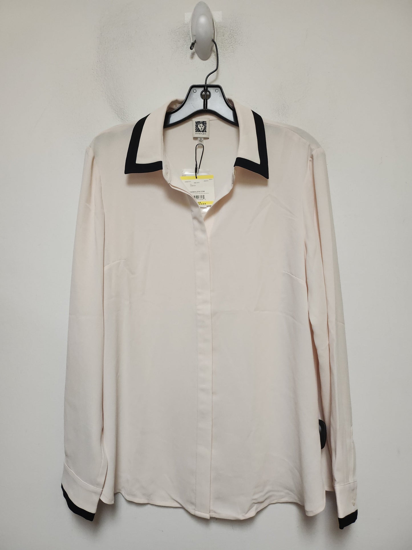 Top Long Sleeve By Anne Klein In Ivory, Size: M