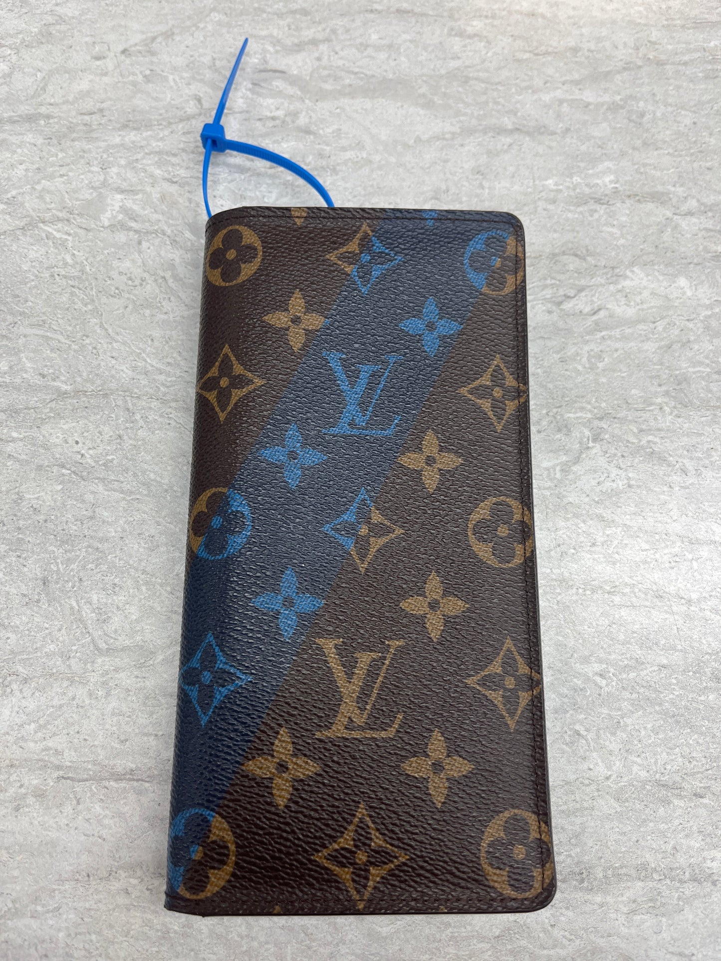 Wallet Luxury Designer By Louis Vuitton, Size: Large