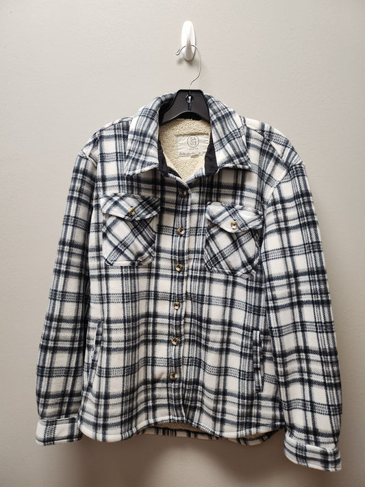 Jacket Shirt By Sage In Plaid Pattern, Size: S