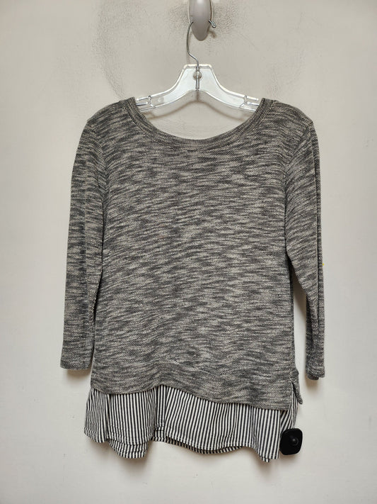 Top Long Sleeve By Clothes Mentor In Grey, Size: Xs