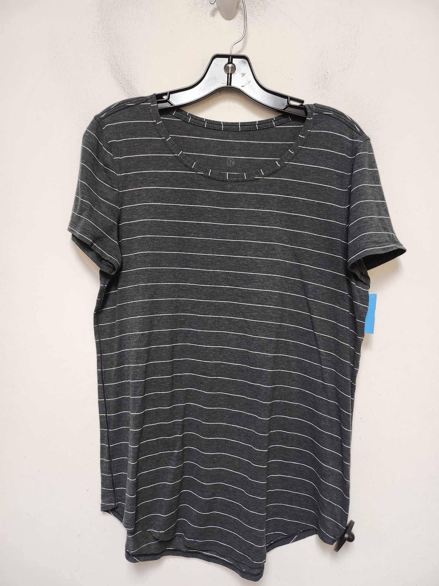 Athletic Top Short Sleeve By Lululemon In Striped Pattern, Size: S