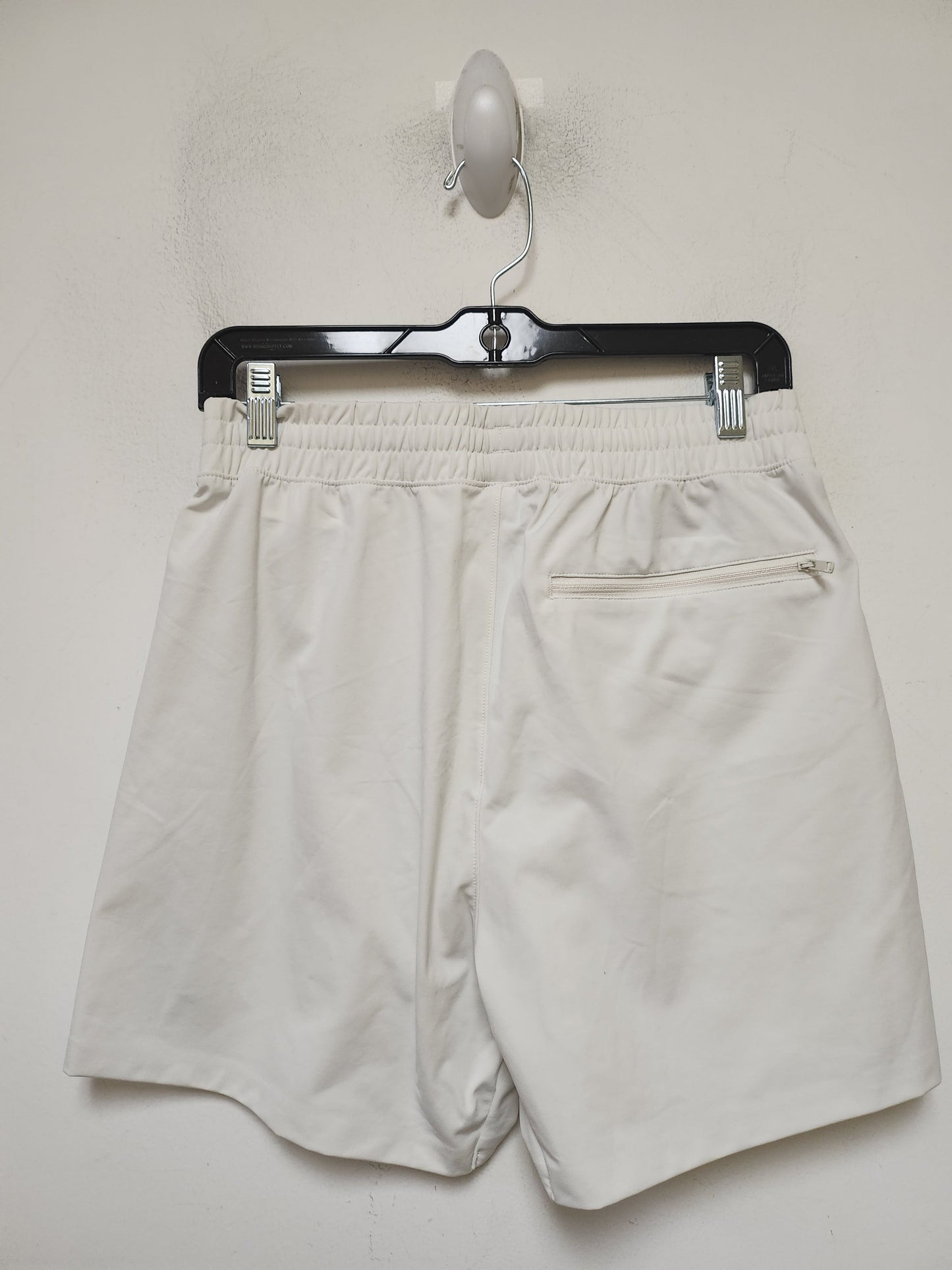 Shorts By Uniqlo In Cream, Size: 4