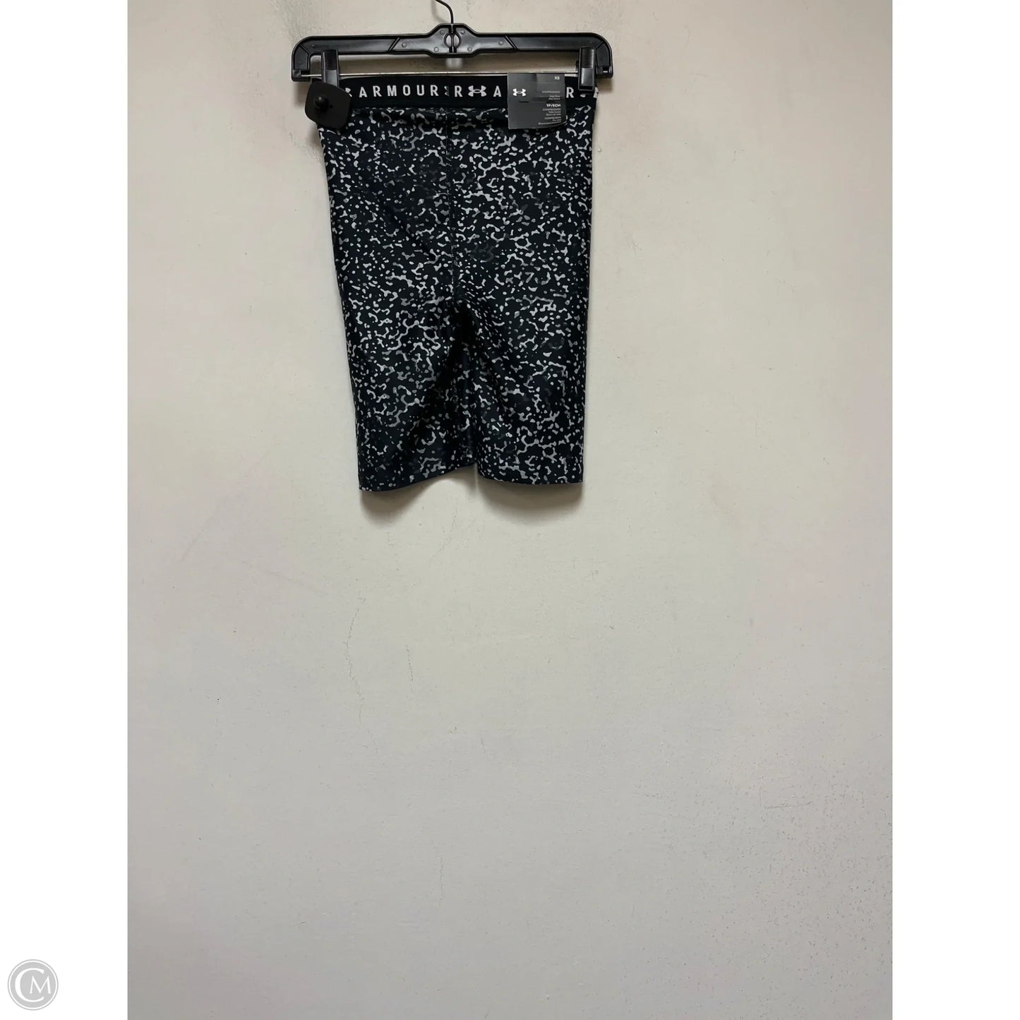 Athletic Shorts By Under Armour In Black & White, Size: Xs