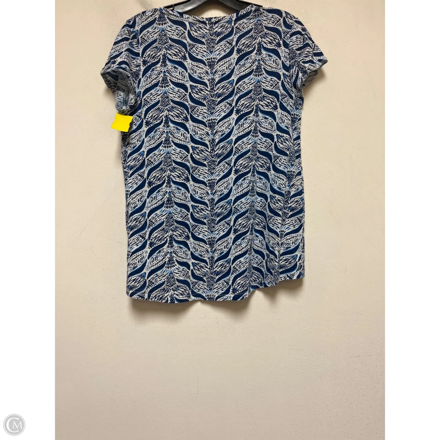 Top Short Sleeve Designer By Lilly Pulitzer In Blue & White, Size: S