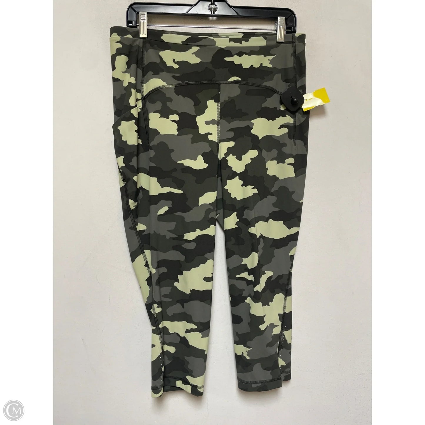 Athletic Capris By Lululemon In Camouflage Print, Size: 12