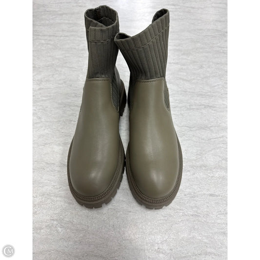 Boots Ankle Flats By Pretty Little Thing In Green, Size: 7