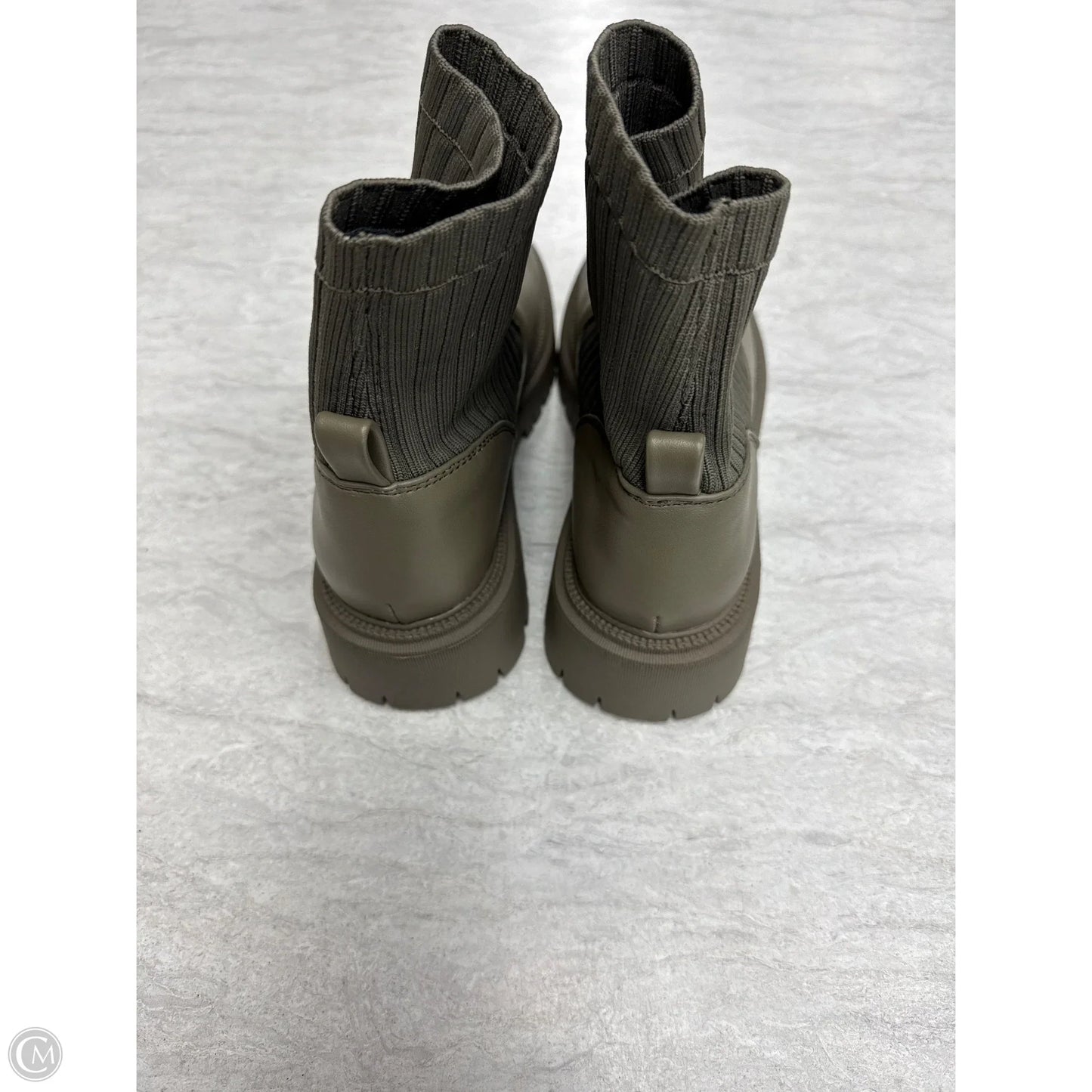 Boots Ankle Flats By Pretty Little Thing In Green, Size: 7