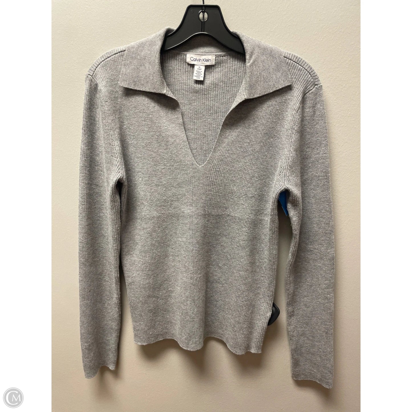 Top Long Sleeve By Calvin Klein In Grey, Size: S