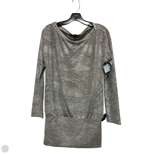 Top Long Sleeve By White House Black Market In Silver, Size: Xxs