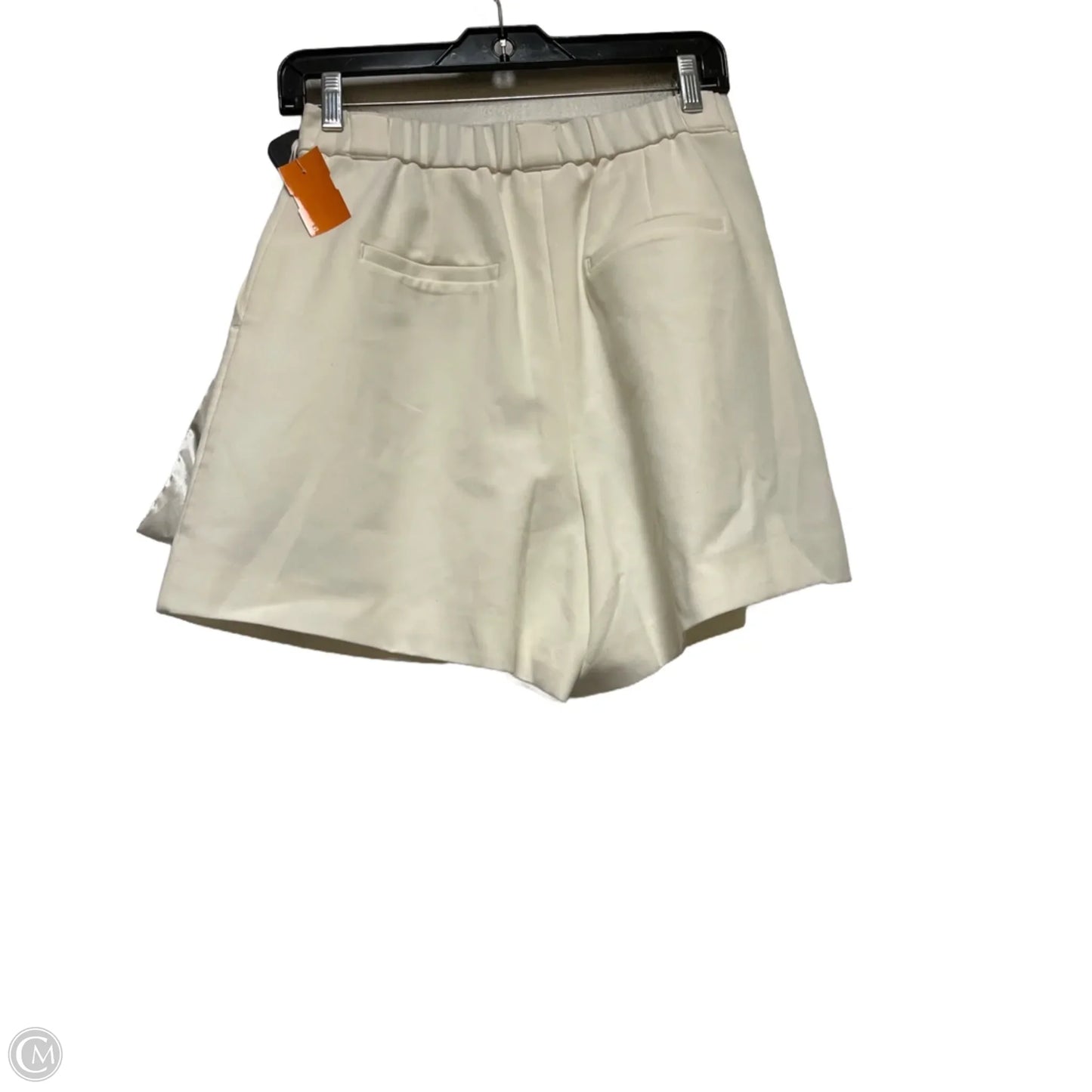 Shorts By Clothes Mentor In Cream, Size: 4