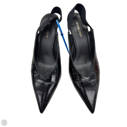 Shoes Luxury Designer By Burberry In Black, Size: 8