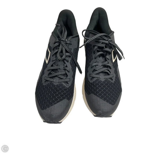 Shoes Athletic By Clothes Mentor In Black & Cream, Size: 8.5
