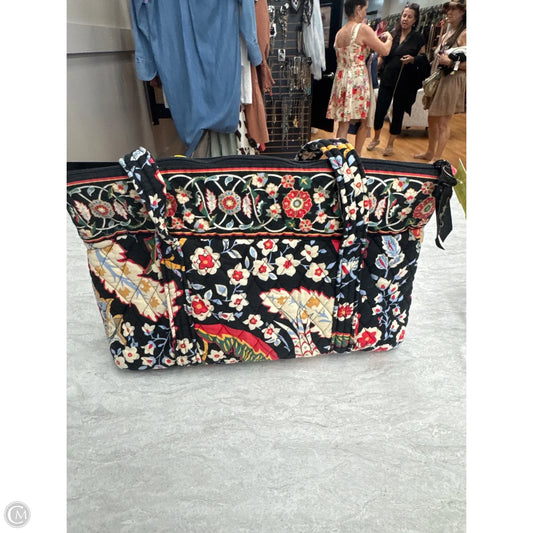 Handbag By Vera Bradley, Size: Medium