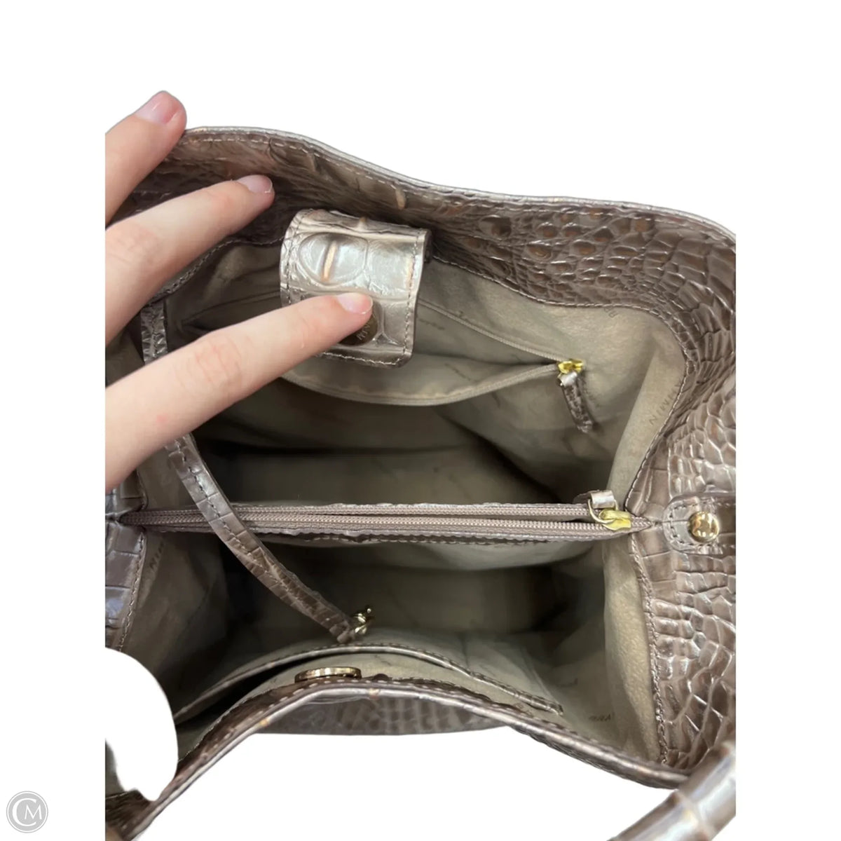 Handbag Designer By Brahmin, Size: Medium