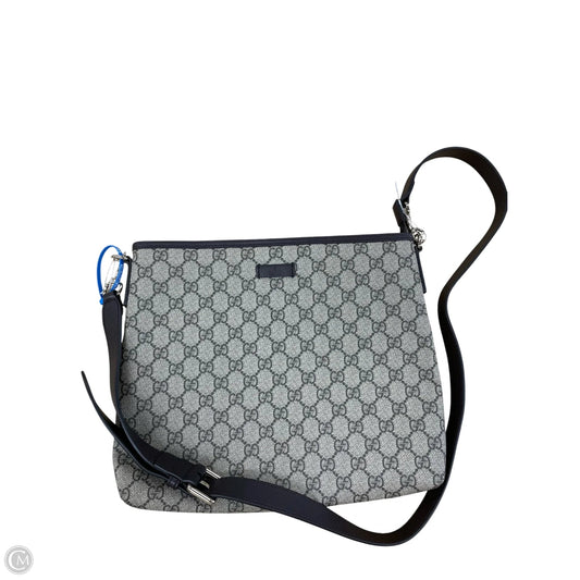 Crossbody Luxury Designer By Gucci, Size: Medium