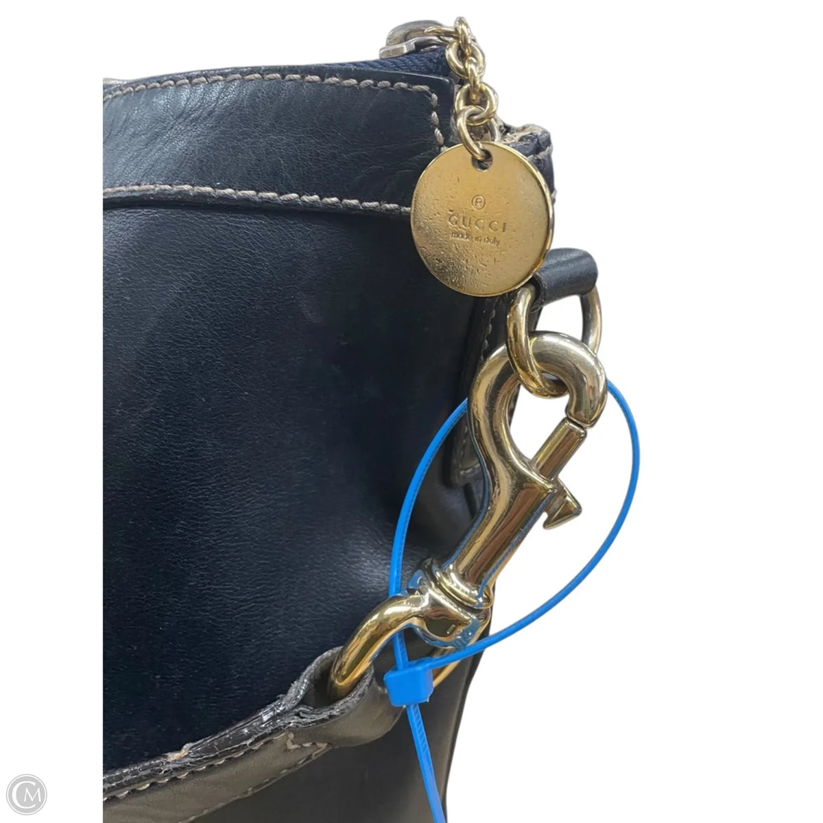 Handbag Luxury Designer By Gucci, Size: Medium
